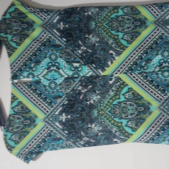 Dress - Picture 8 of 8